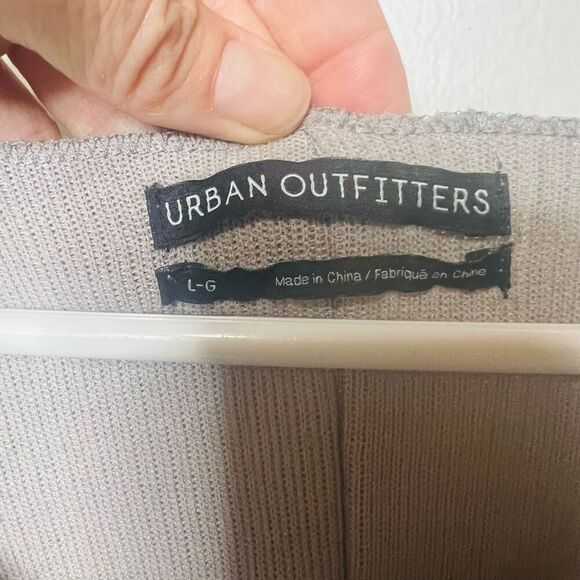Urban Outfitters Jax Oversized Cropped Ribbed Sweatshirt Gray Sz Large - Picture 3 of 10
